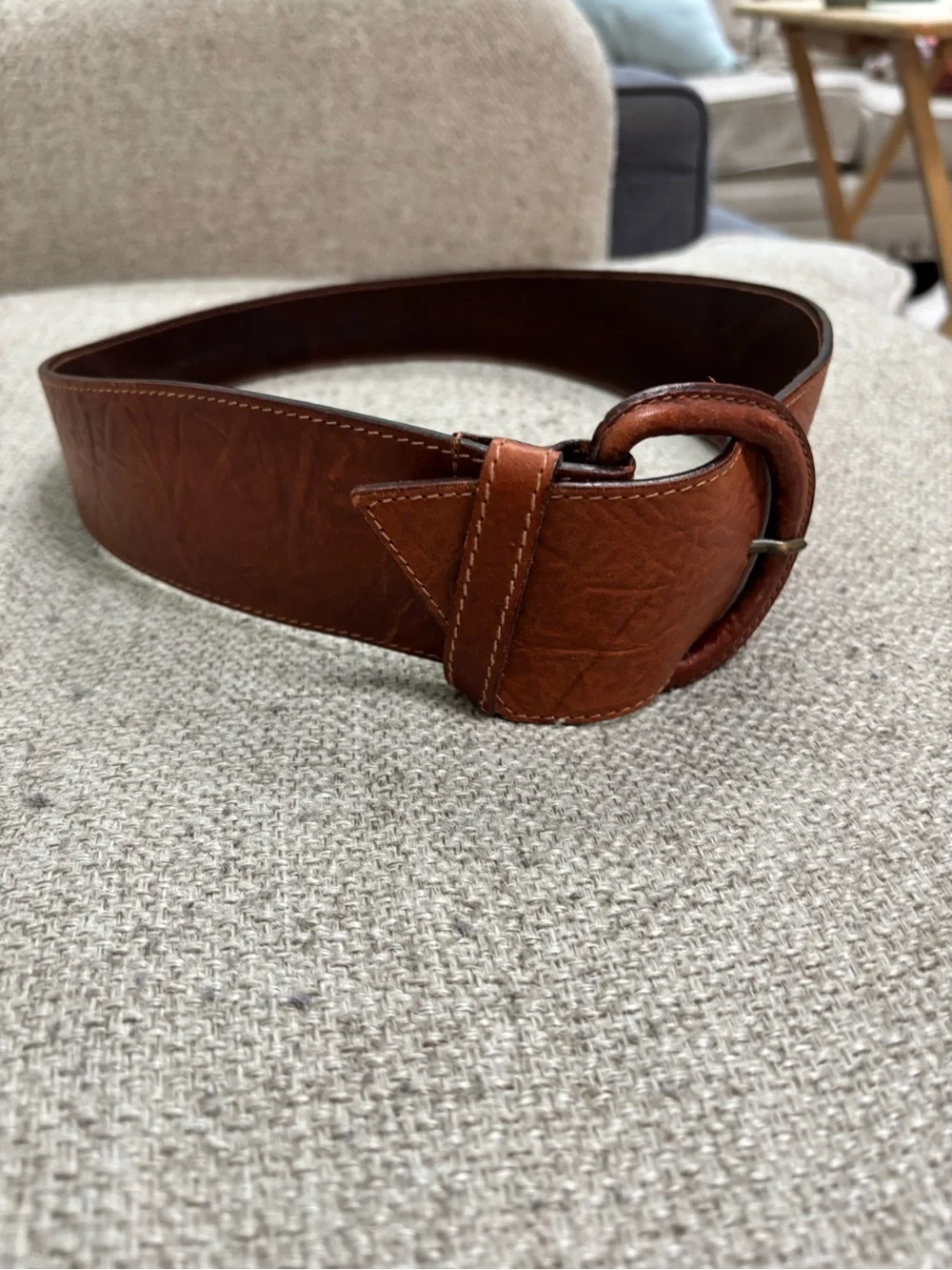 Banana Republic Embossed Leather Belt in Chestnut Brown made in Italy